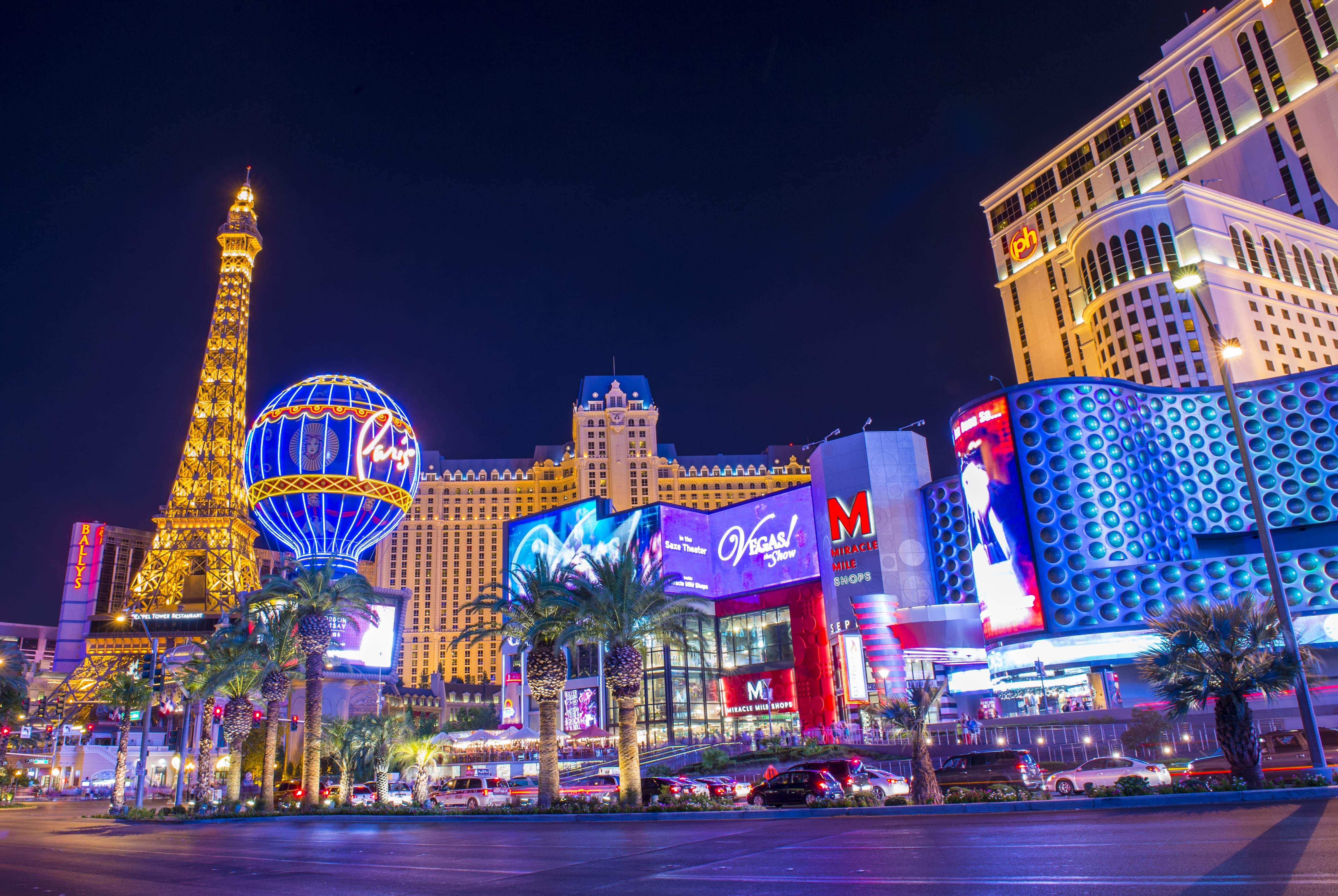 Club Crawls Are The Perfect Way To Experience The Vegas Strip
